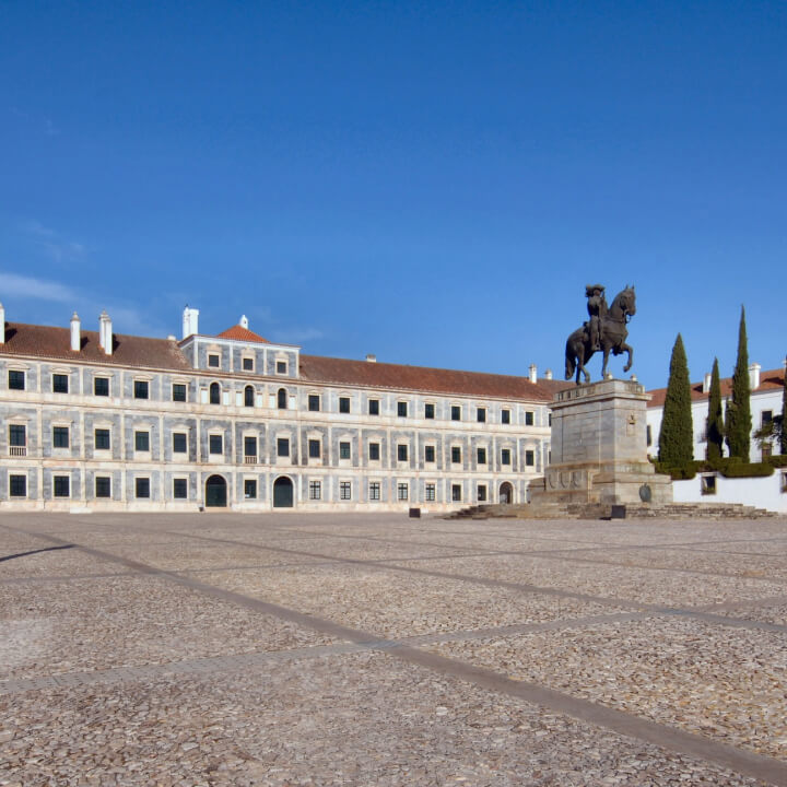 Museu Biblioteca da Casa de Bragança